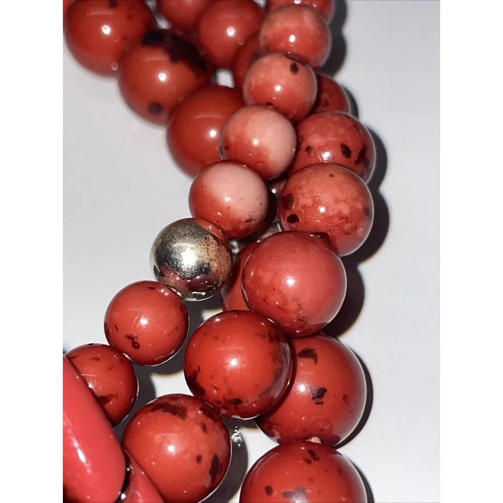 NECKLACE RED CORAL LOOK TRIPLE STRAND‎ FLOWER FUN FASHION COLLECTIBLE PLASTIC